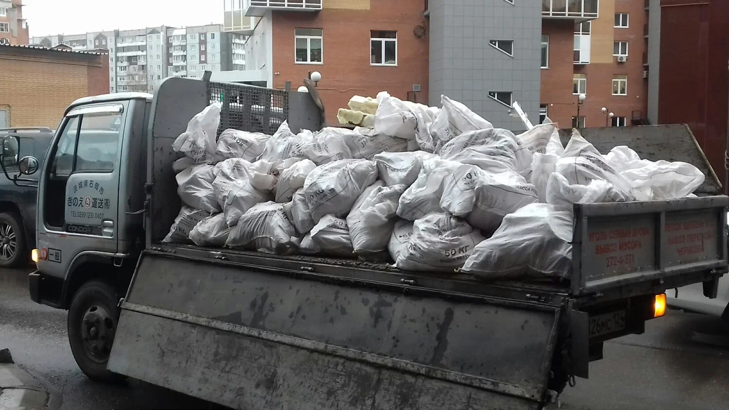 Вывоз строительного мусора в Набережных Челнах в октябре